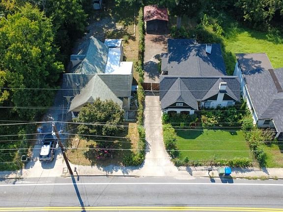 2nd image of 2069 Bolton Rd NW