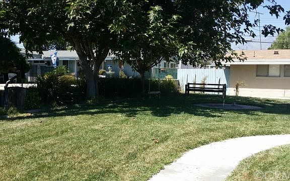 2nd image of 1315 Sycamore St