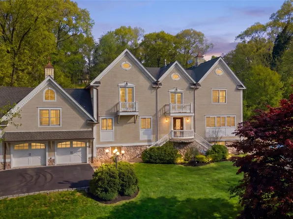 33 Greenbriar Drive, Chappaqua, NY 10514