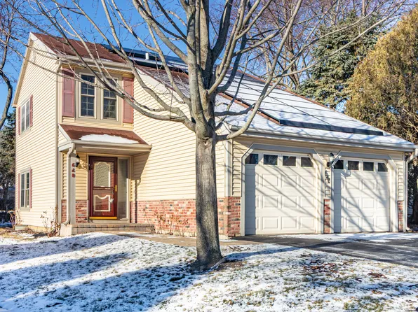 640 Sanders Ct, Gurnee, IL 60031