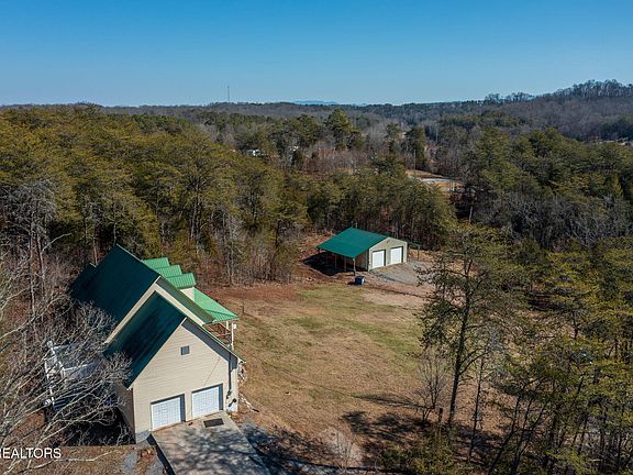 4th image of 2117 Smith School Rd