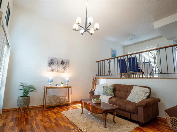 9620 Sepulveda Blvd Unit 4, North Hills, CA 91343