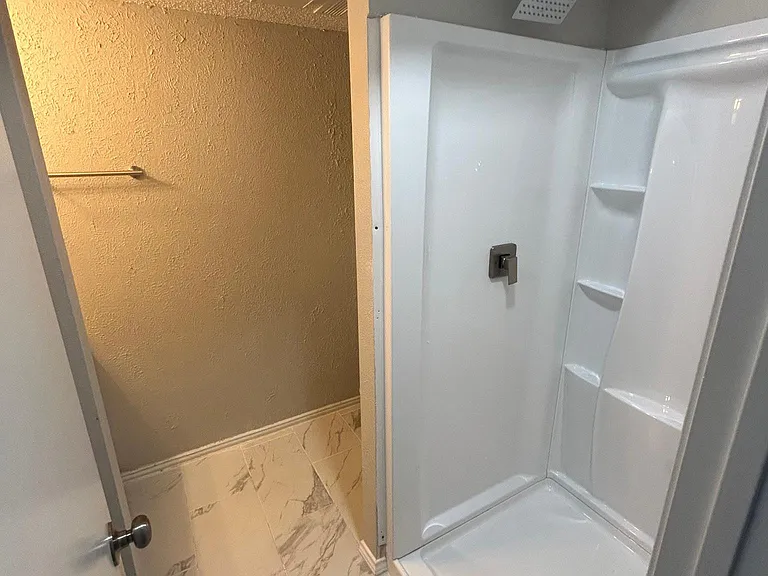 3425 Courtyard Cir — Photo 5