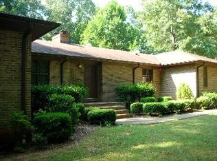 1128 Vogt Dr, Westminster, SC 29693