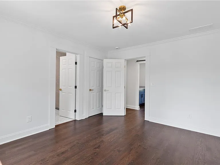 1296 Hilton Dr — Photo 33