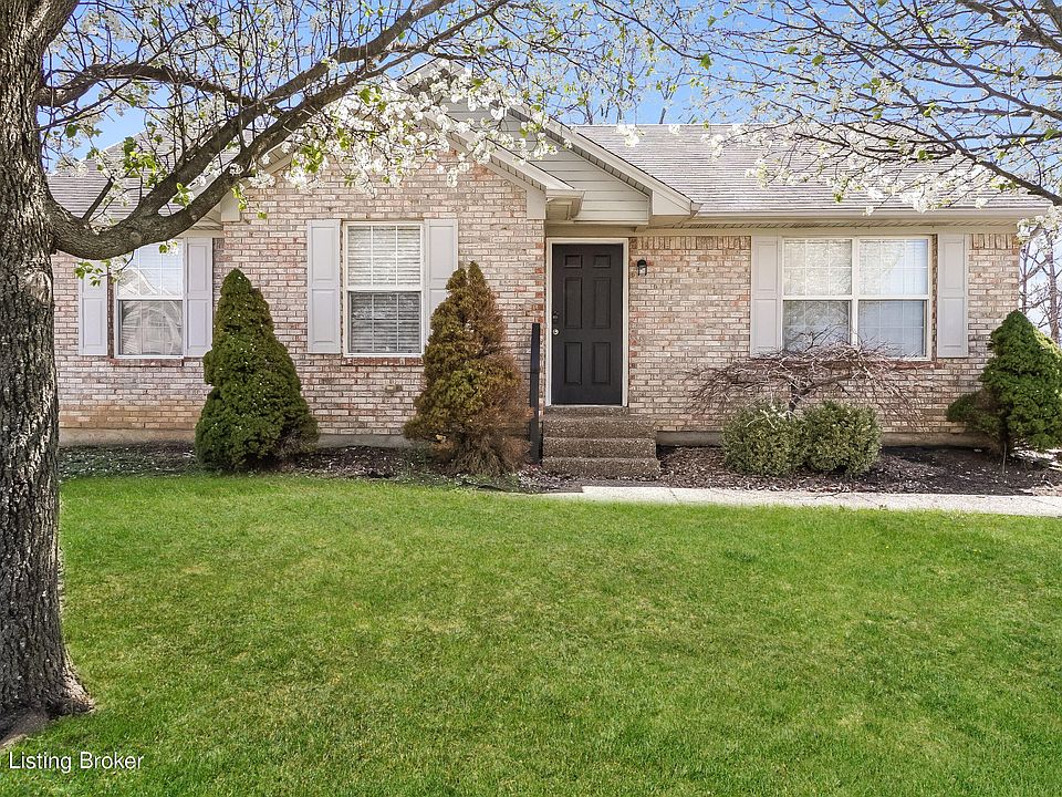 1st image of 129 Mossy Oak Ct