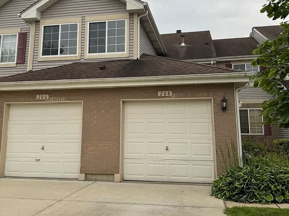 268 Camel Bend Ct #4, Schaumburg, IL 60194