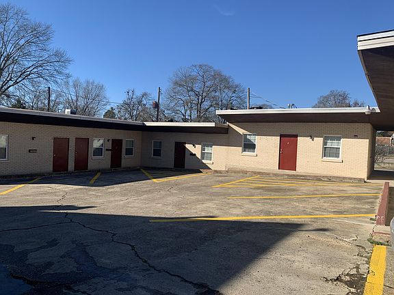 4th image of 427 W Oak St #14095035