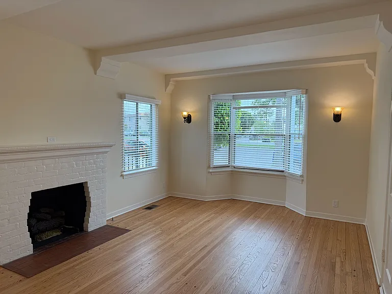 617 W Glenoaks Blvd #617 — Photo 8
