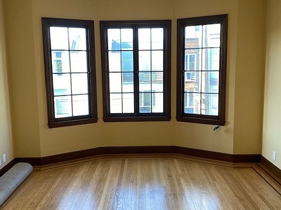 4th image of 2425 Greenwich St Unit 3