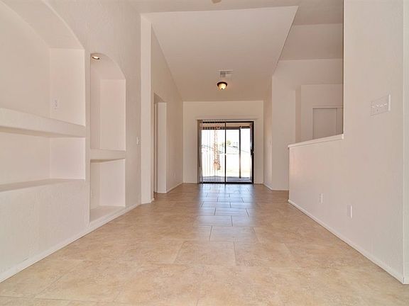 3rd image of 5452 N 73rd Ave