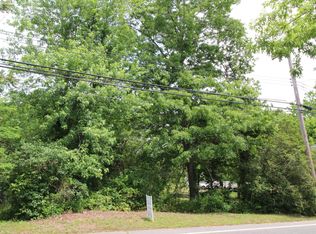 221 Magnolia Ave, Toms River, NJ 08757