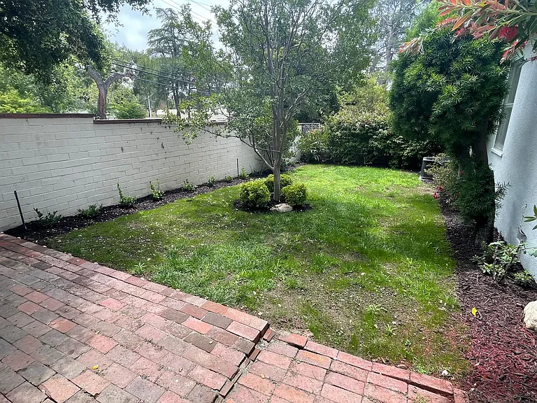 2403 Cross St — Photo 37