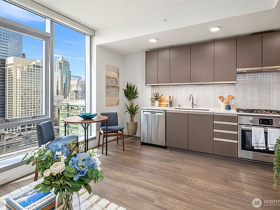 2nd image of 800 Columbia Street #1703