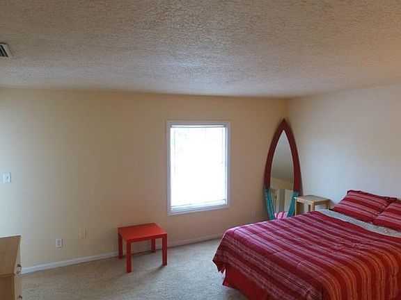 5th image of 5116 Beach Dr SE APT F
