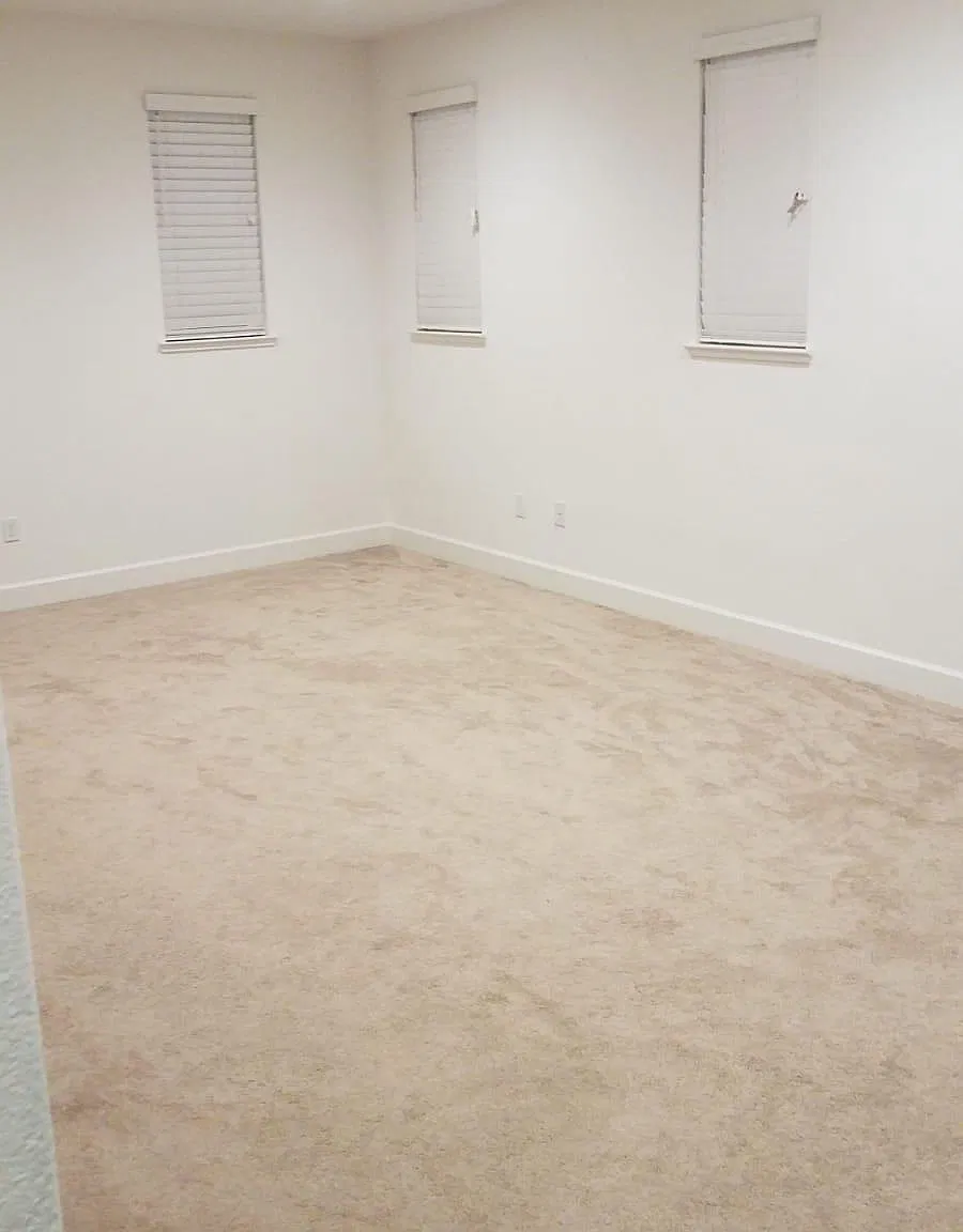 238 E Vita Ave — Photo 4