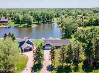 9491 W Scenic Lake Dr, Laingsburg, MI 48848
