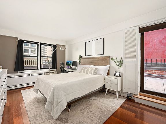 5th image of 220 E 54th St APT 11G