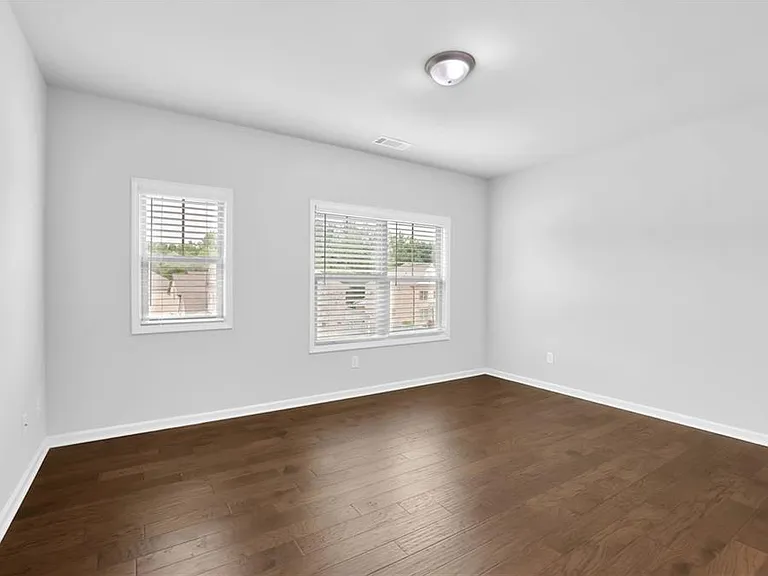 3187 Oxford Mill Ln — Photo 36