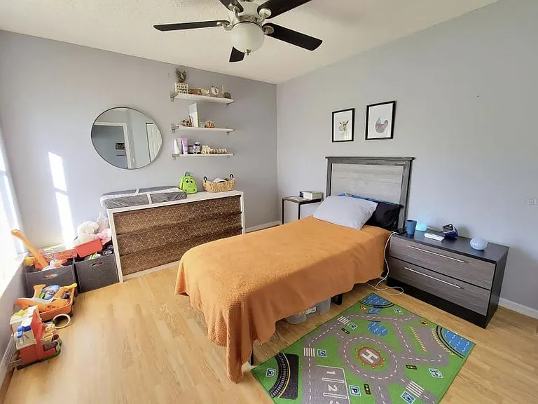 908 Alsace Dr — Photo 19