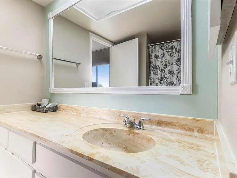 700 Island Way #501 — Photo 29