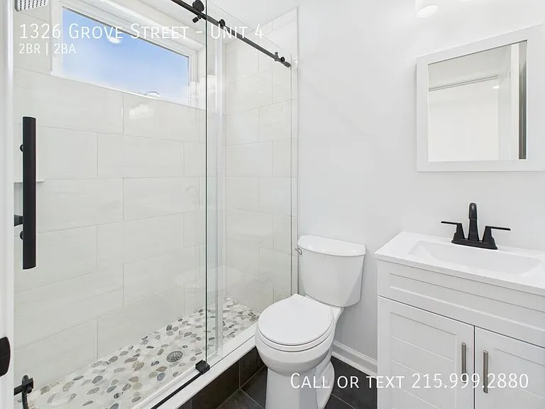 1326 Grove St #4 — Photo 13