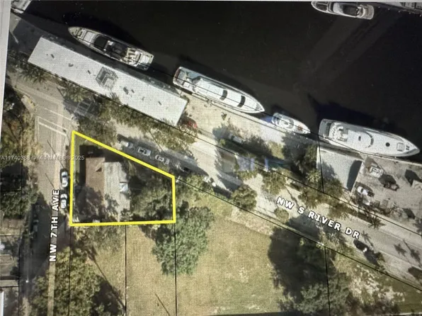 325 NW 7th Ave, Miami, FL 33128