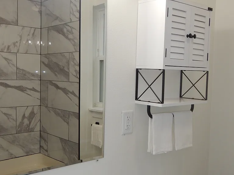 1312 S Quaker Ave — Photo 16