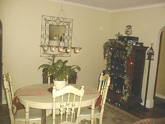 FORMAL DINING RM