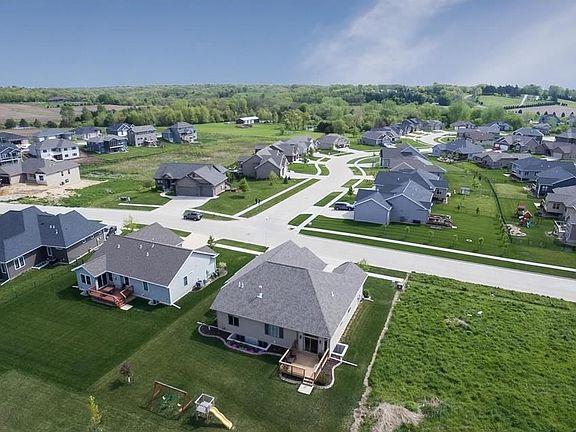 2nd image of 1925 Timber Wolf Dr