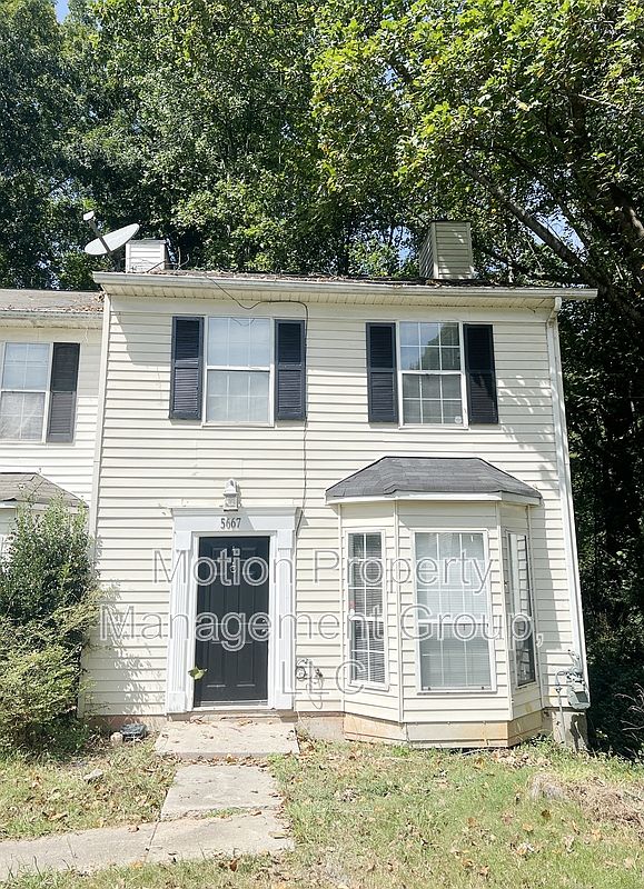 SINページ 5667 Stonington Trace Pkwy, Stone Mountain, GA 30087 | Zillow
