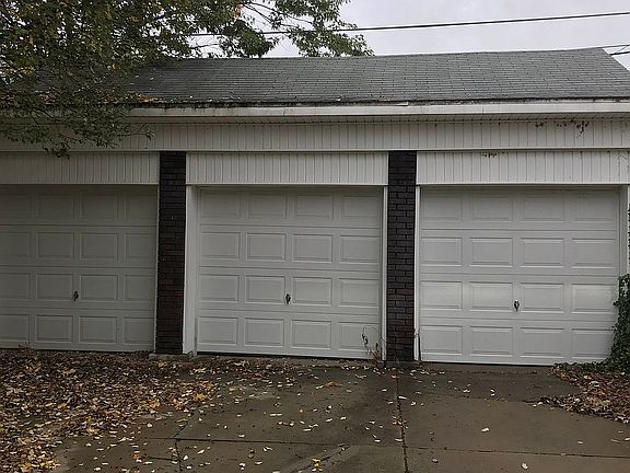 5th image of 206 Woodside Ave