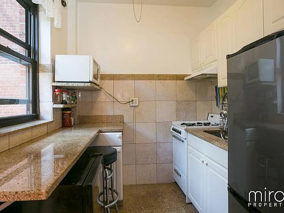 3rd image of 6434 102nd St APT 3H