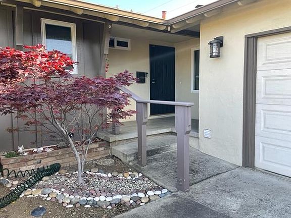 2nd image of 5033 Camden Ave