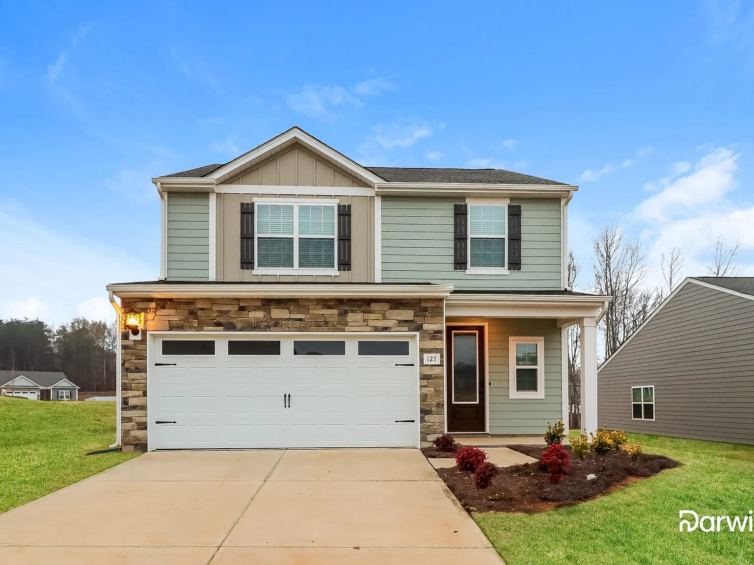 4 bed, 2.5 bath, 1800 sqft, $2,099 — Photo 1