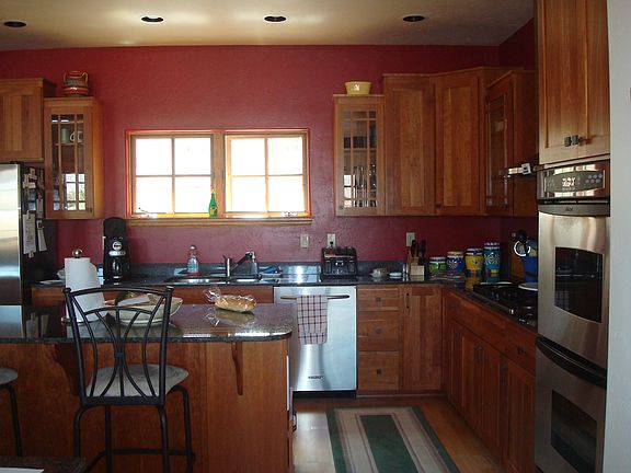 Kitchen for entertaining!