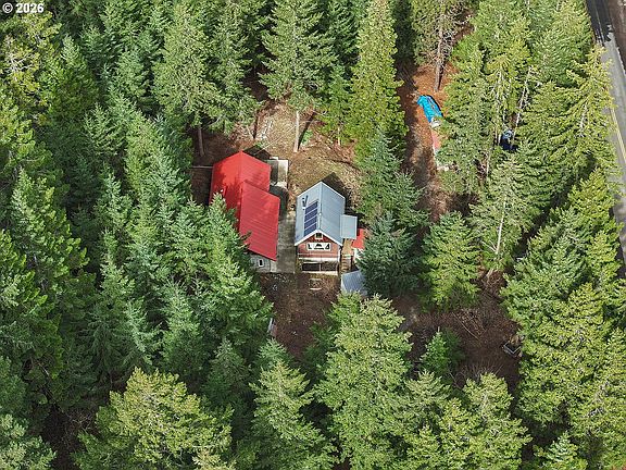 4th image of 565 Canyon Rd