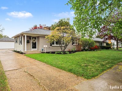 1144 Ellsmere St NE, Grand Rapids, MI, 49505