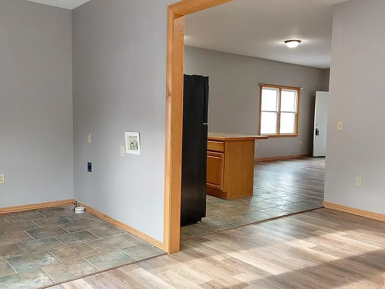 1604 N Joplin St — Photo 4