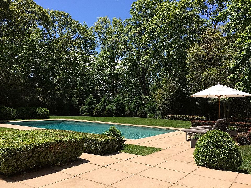 2nd image of 15 Goodwood Rd