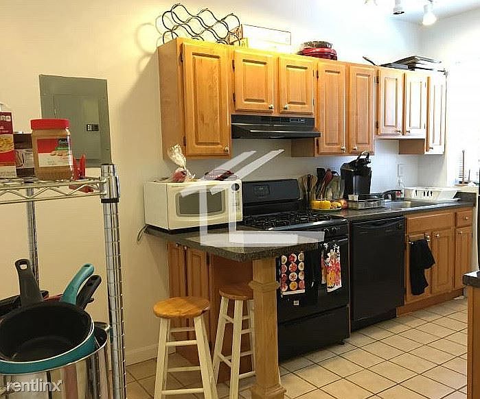 1932 Beacon St. #1 Boston (Brighton) Unit Photo 2