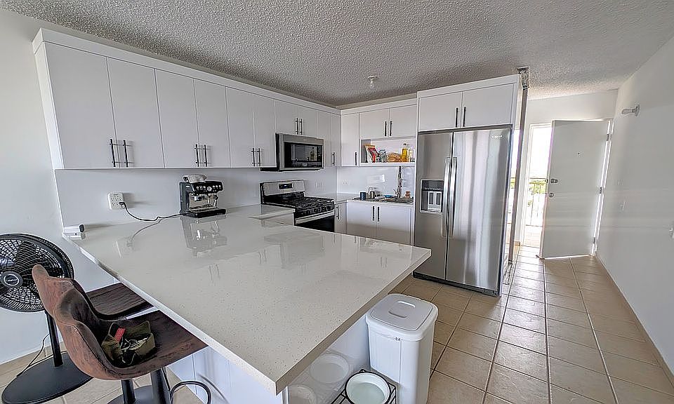 kitchen/dining