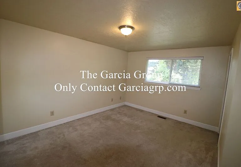 20540 NW Highland Ct — Photo 23