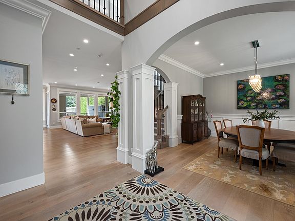 5th image of 13632 Blackburn Ave