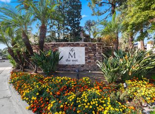 5530 Owensmouth Ave APT 204, Woodland Hills, CA 91367
