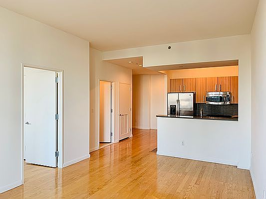 1st image of 229 W 60th St APT 20O