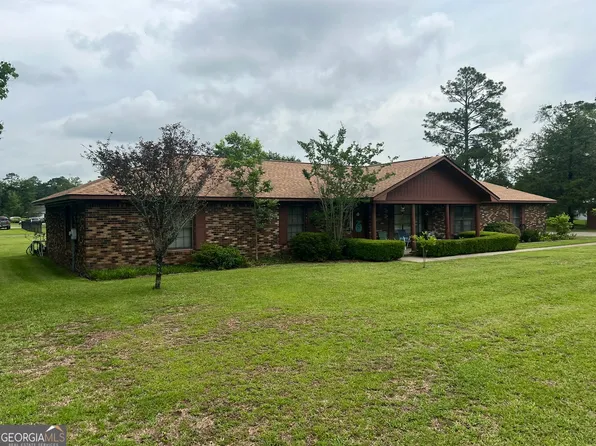 224 Bacon St, Jesup, GA 31545