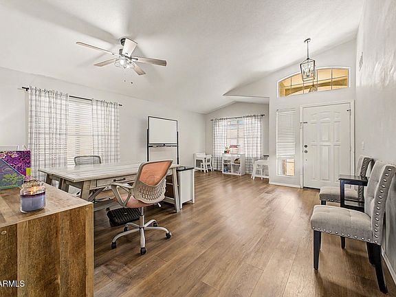 3rd image of 15267 W HONEYSUCKLE Lane