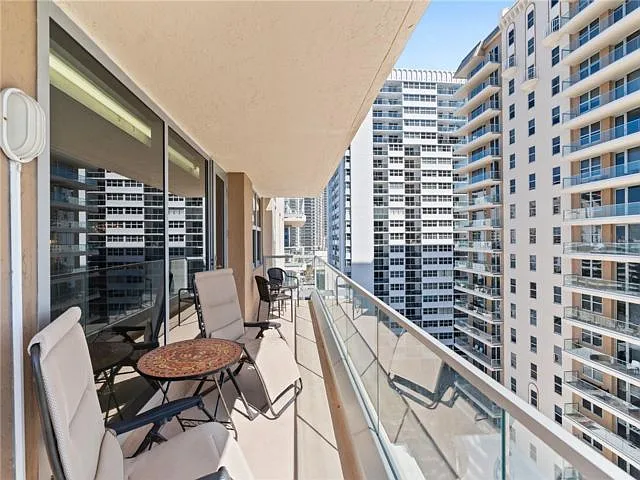 1920 S Ocean Dr #11B — Photo 14