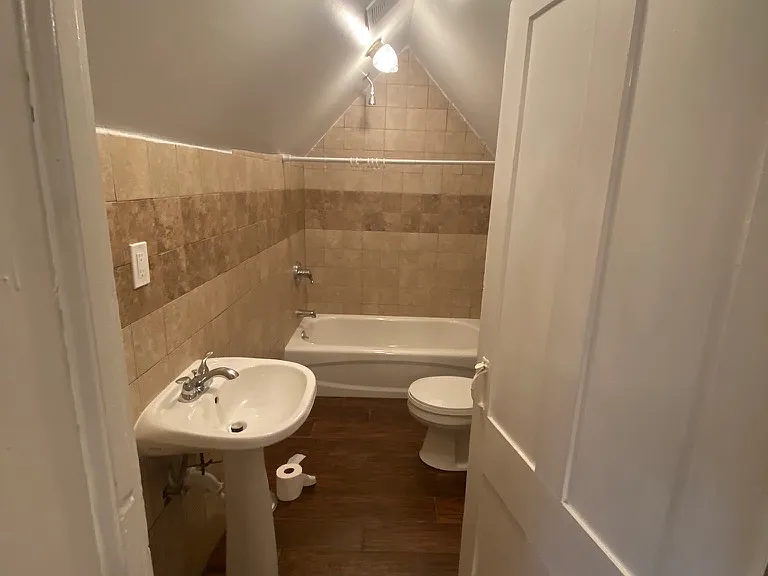 205 Main St #2 — Photo 5